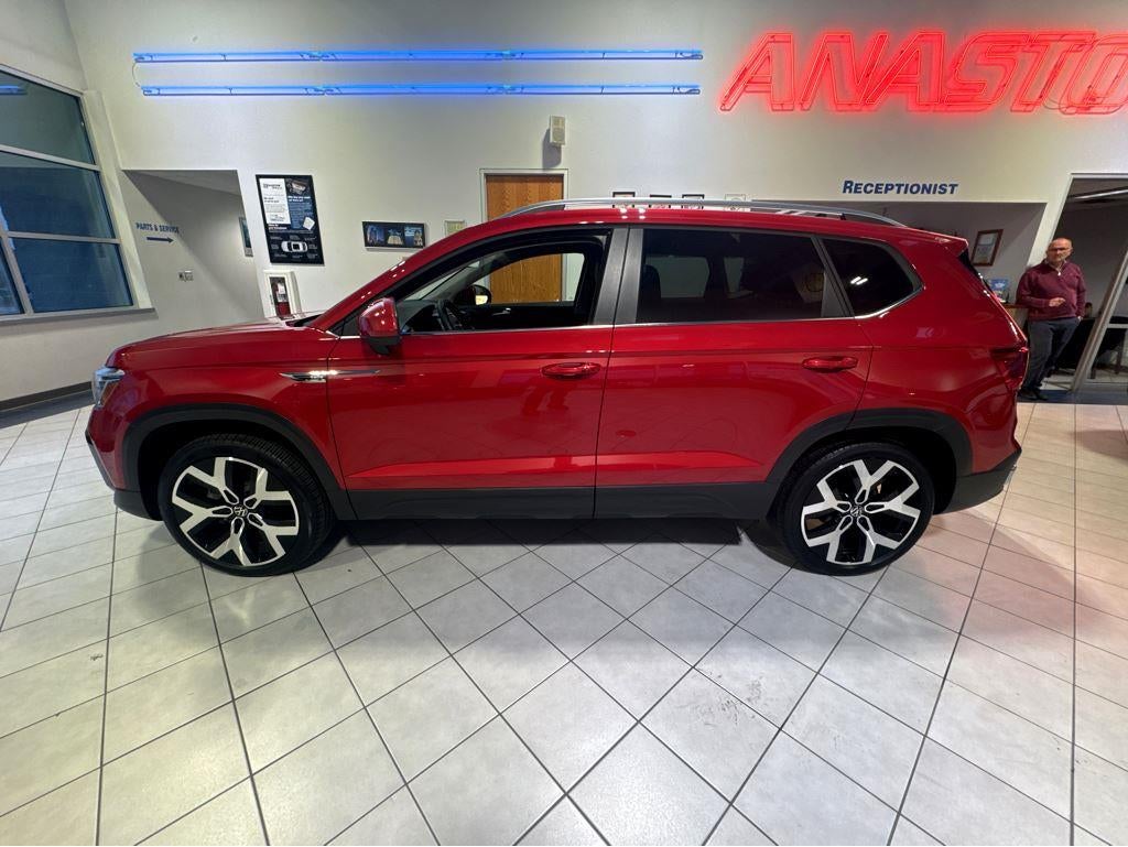 2023 Volkswagen Taos SEL