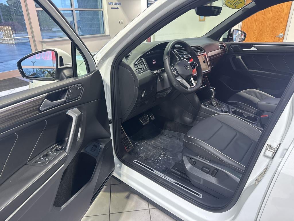 2022 Volkswagen Tiguan SEL R-Line