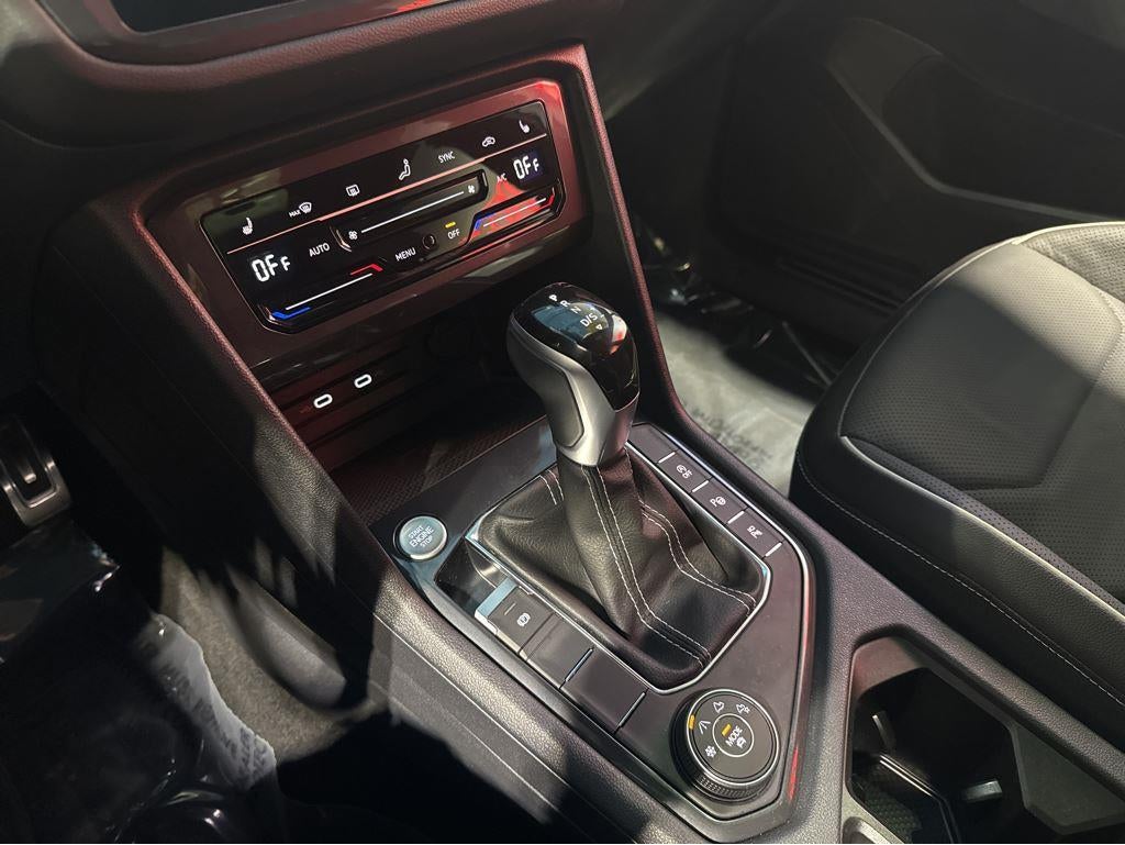 2022 Volkswagen Tiguan SEL R-Line