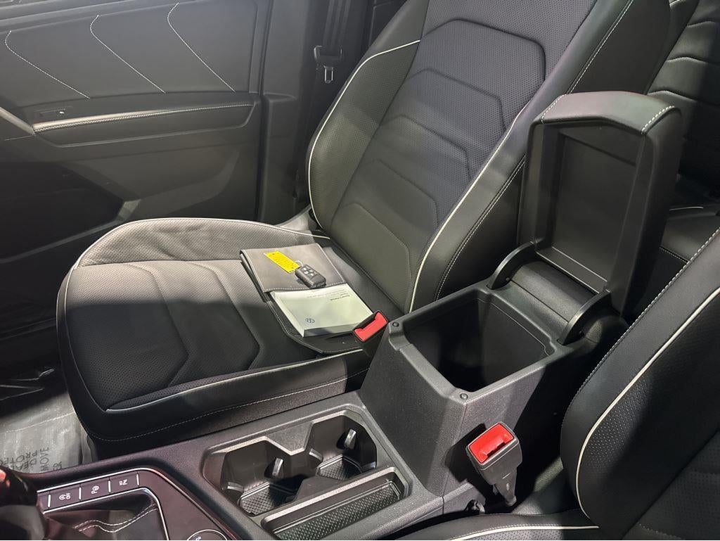 2022 Volkswagen Tiguan SEL R-Line