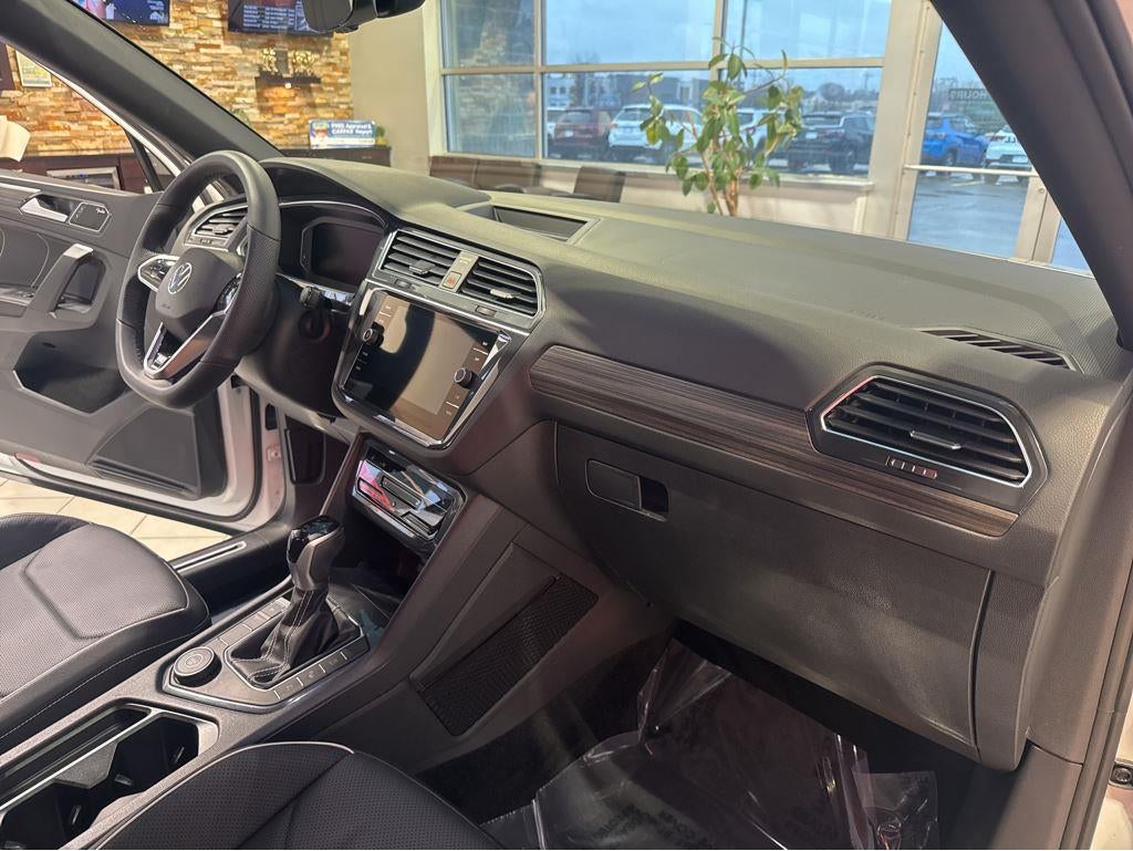 2022 Volkswagen Tiguan SEL R-Line