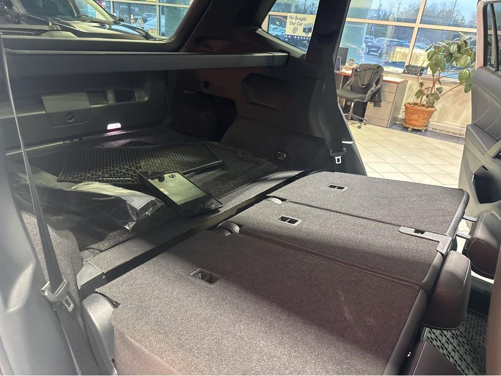 2022 Volkswagen Tiguan SEL R-Line