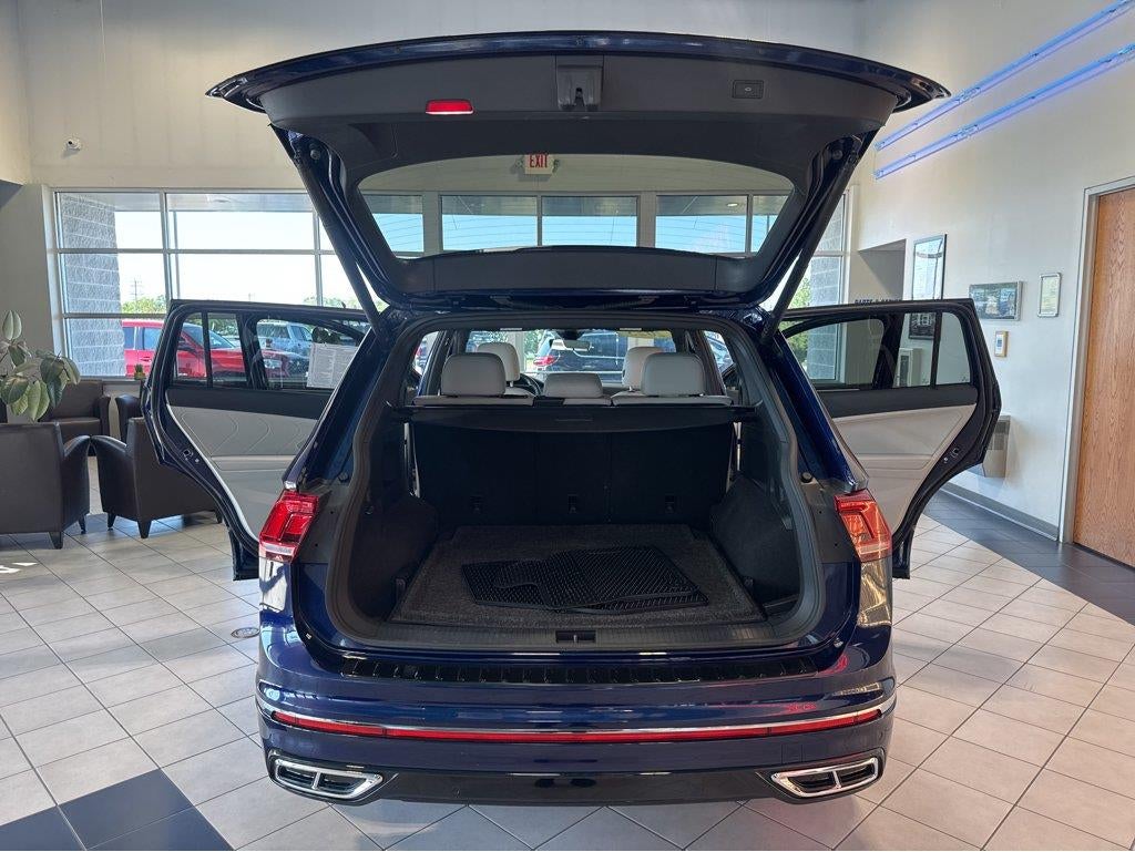 2023 Volkswagen Tiguan SEL R-Line