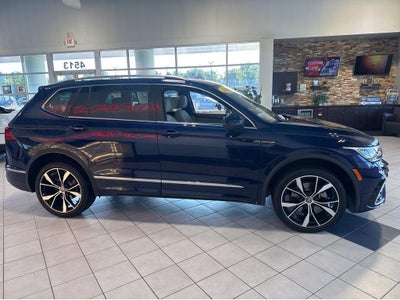 2023 Volkswagen Tiguan SEL R-Line