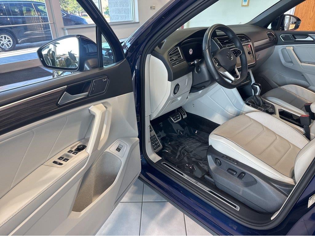 2023 Volkswagen Tiguan SEL R-Line