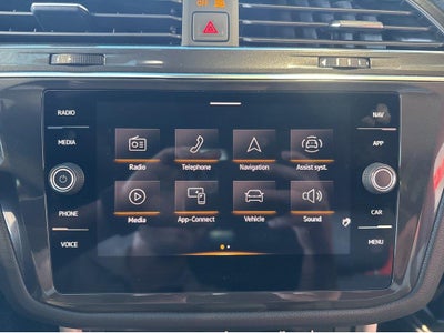 2023 Volkswagen Tiguan SEL R-Line