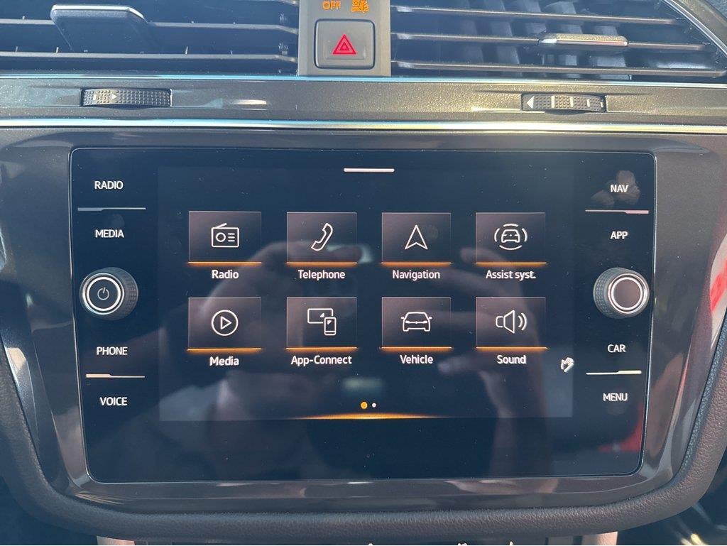 2023 Volkswagen Tiguan SEL R-Line