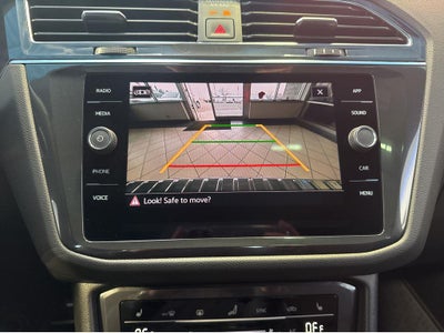 2022 Volkswagen Tiguan SE R-Line Black