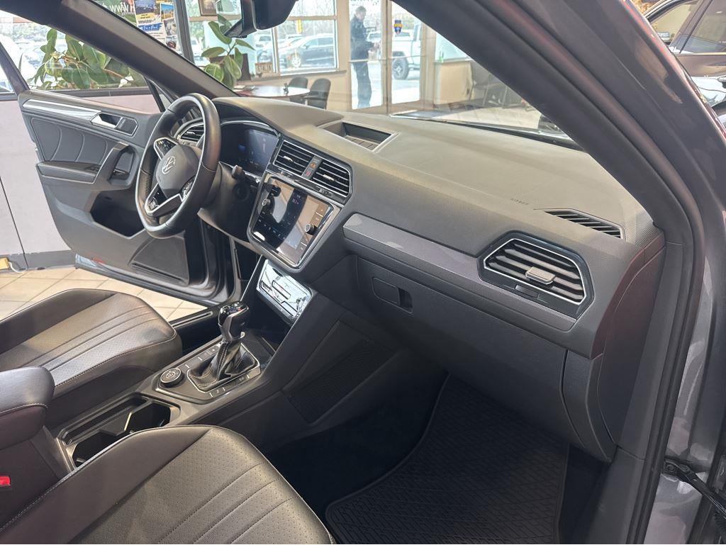 2022 Volkswagen Tiguan SE R-Line Black
