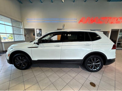 2023 Volkswagen Tiguan SE