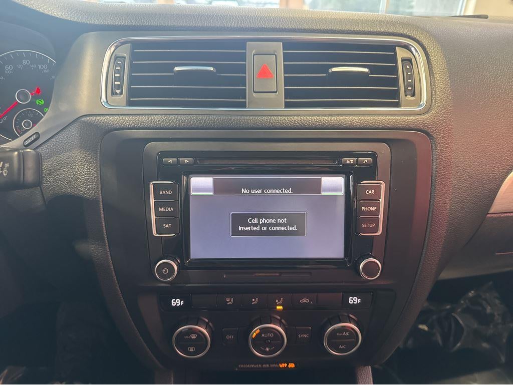 2013 Volkswagen Jetta Hybrid SE