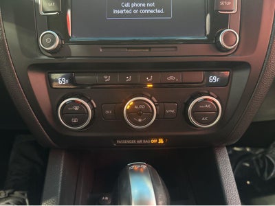 2013 Volkswagen Jetta Hybrid SE