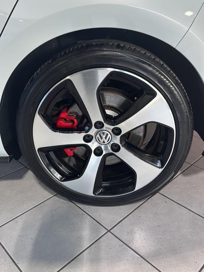 2019 Volkswagen Golf GTI S