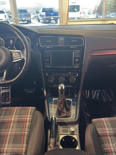 2019 Volkswagen Golf GTI S