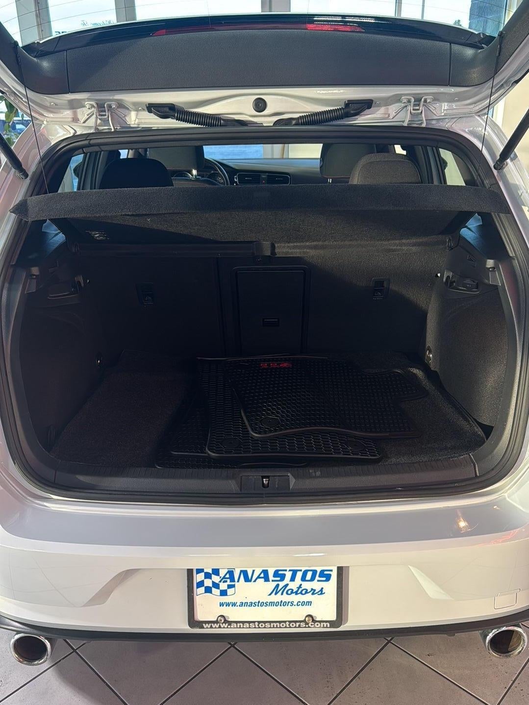 2019 Volkswagen Golf GTI S