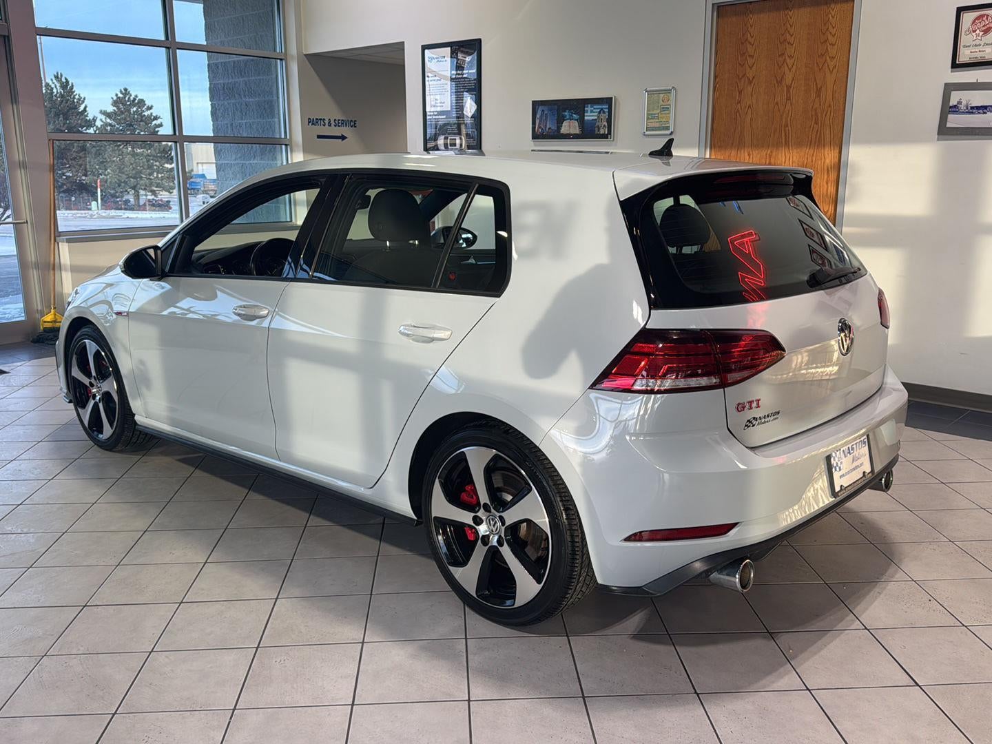 2019 Volkswagen Golf GTI S