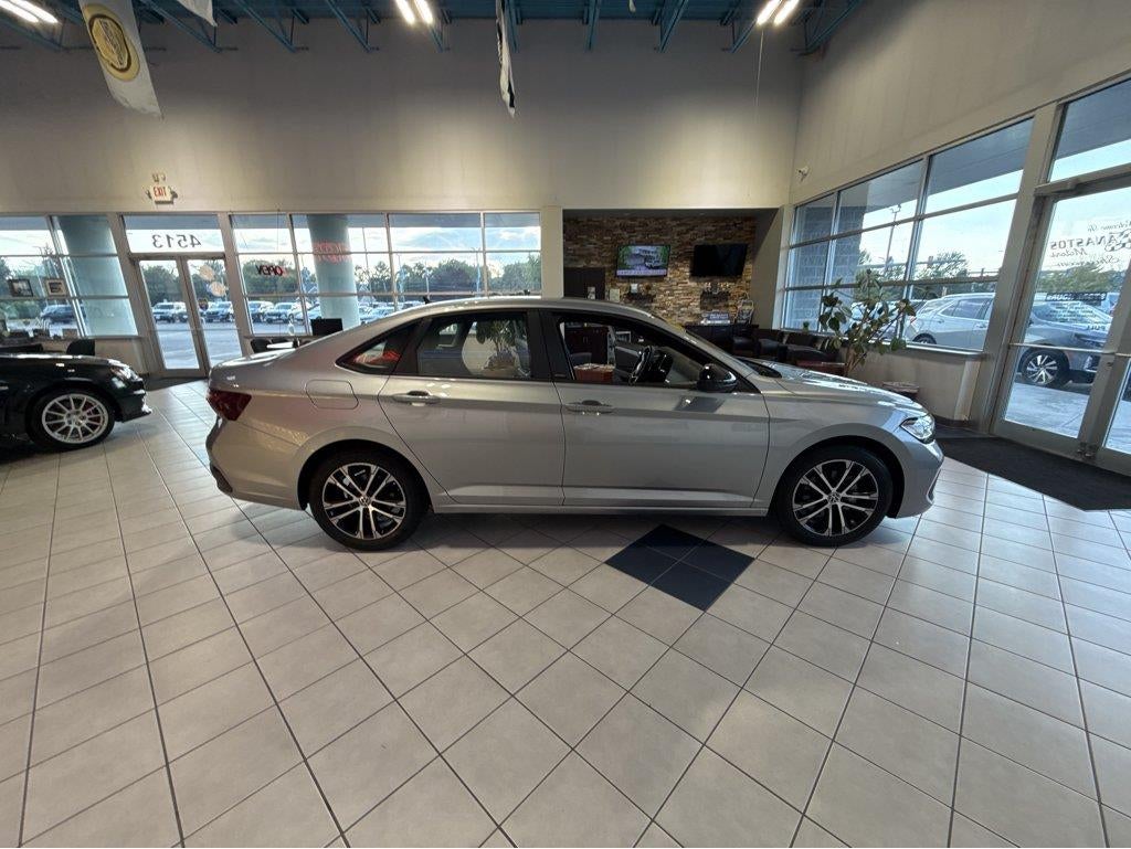 2023 Volkswagen Jetta Sport
