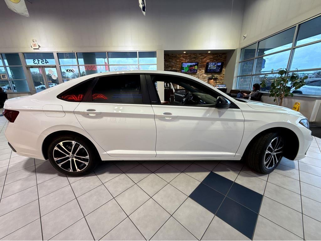 2025 Volkswagen Jetta Sport