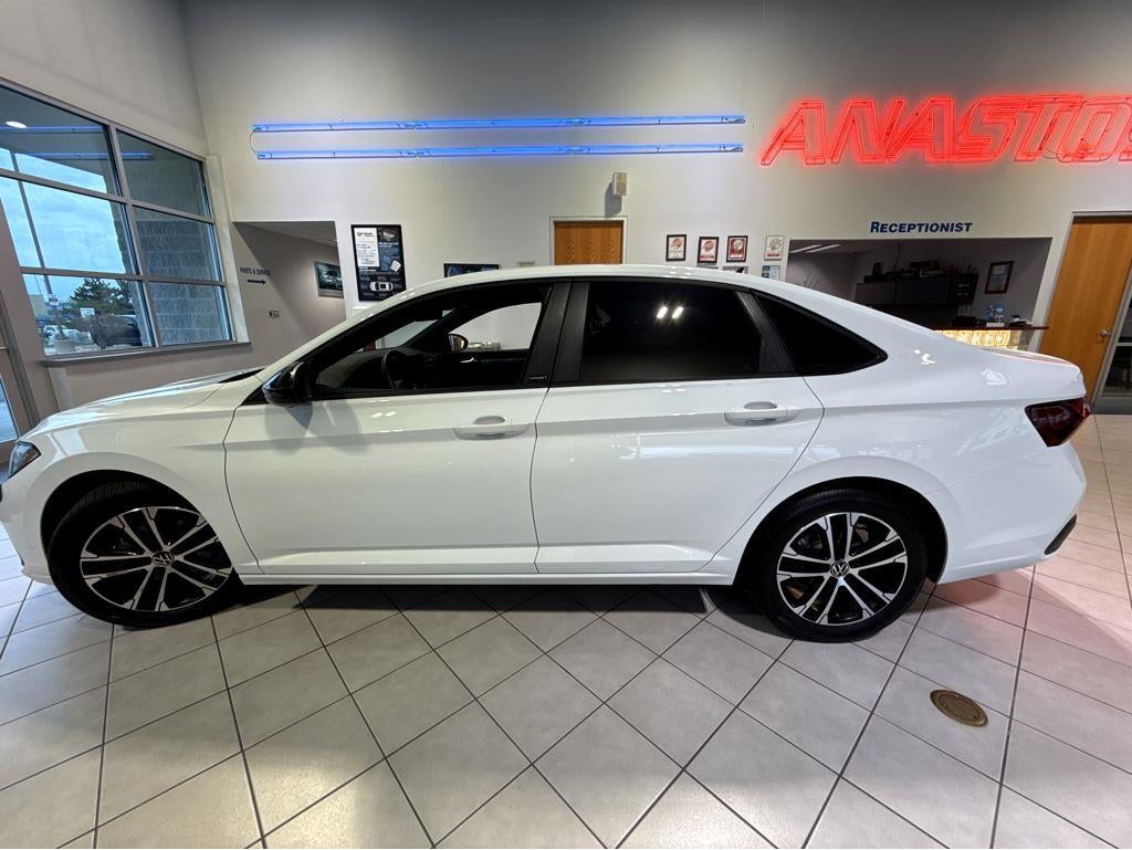 2025 Volkswagen Jetta Sport