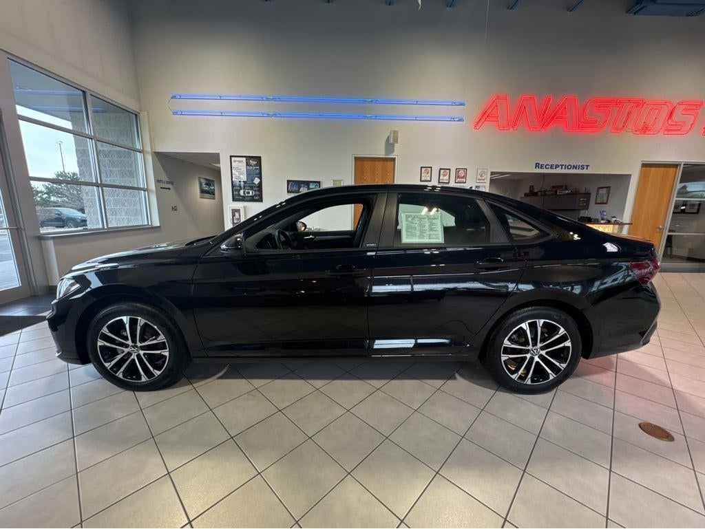 2025 Volkswagen Jetta Sport
