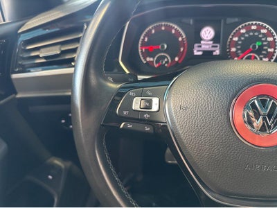 2019 Volkswagen Jetta R-Line