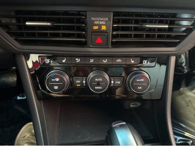 2019 Volkswagen Jetta R-Line