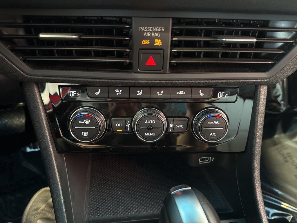 2019 Volkswagen Jetta R-Line