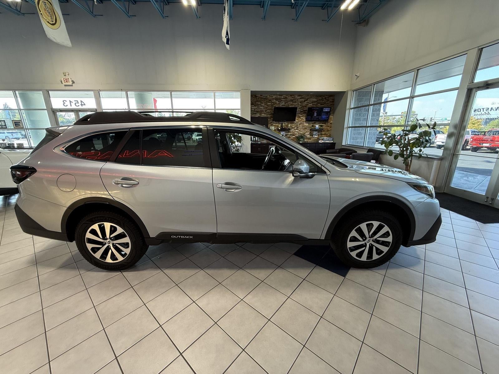 2022 Subaru Outback Premium