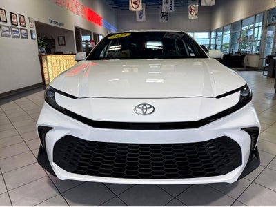 2025 Toyota Camry SE