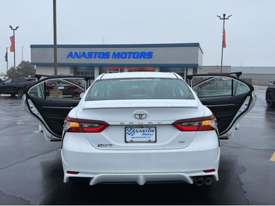 2024 Toyota Camry SE