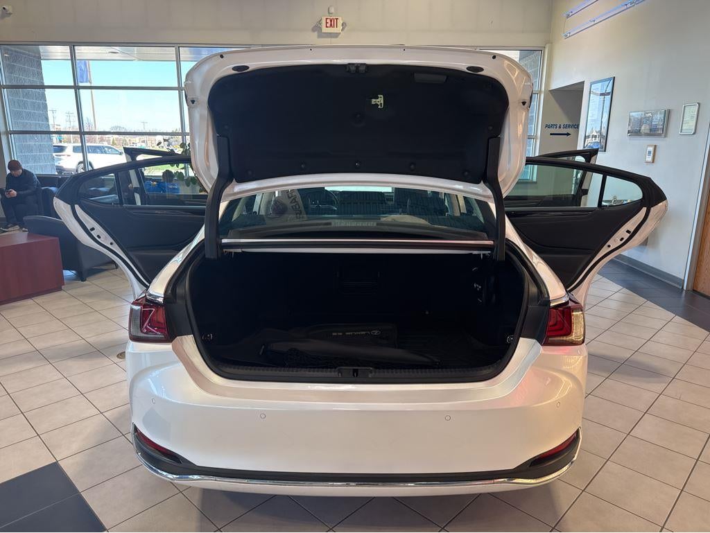 2021 Lexus ES ES 250