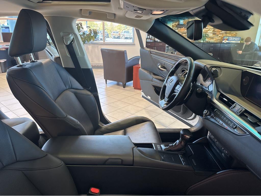 2021 Lexus ES ES 250