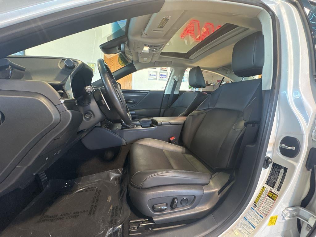 2021 Lexus ES ES 250