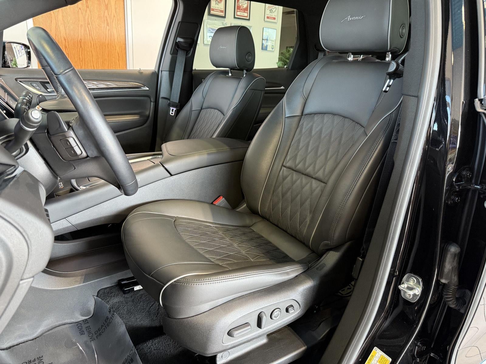 2023 Buick Enclave Avenir