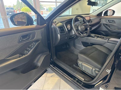 2023 Nissan ROGUE S Base