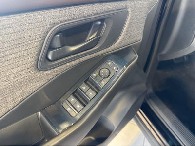 2023 Nissan ROGUE S Base