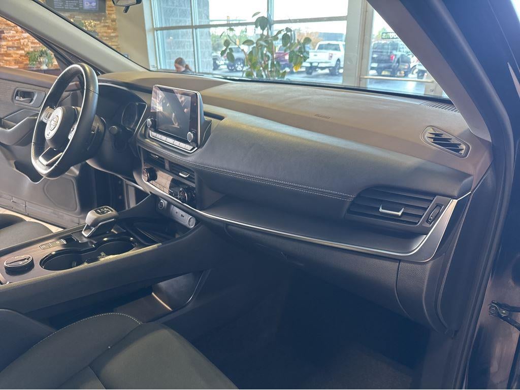 2023 Nissan ROGUE S Base