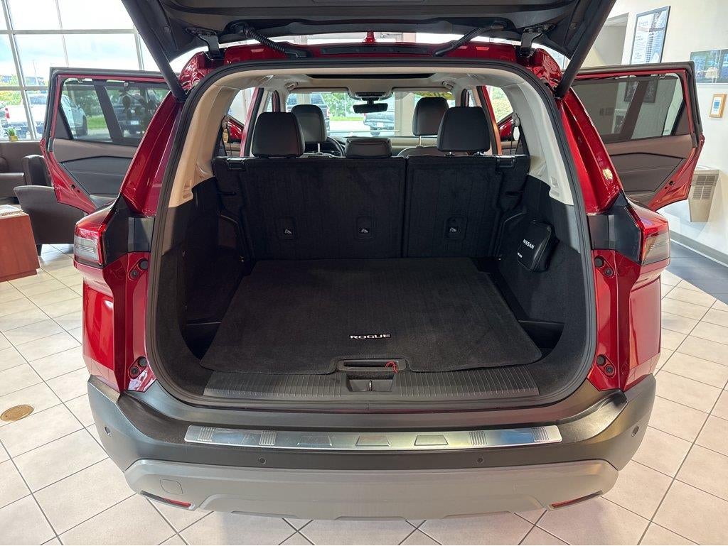 2023 Nissan ROGUE SV Base