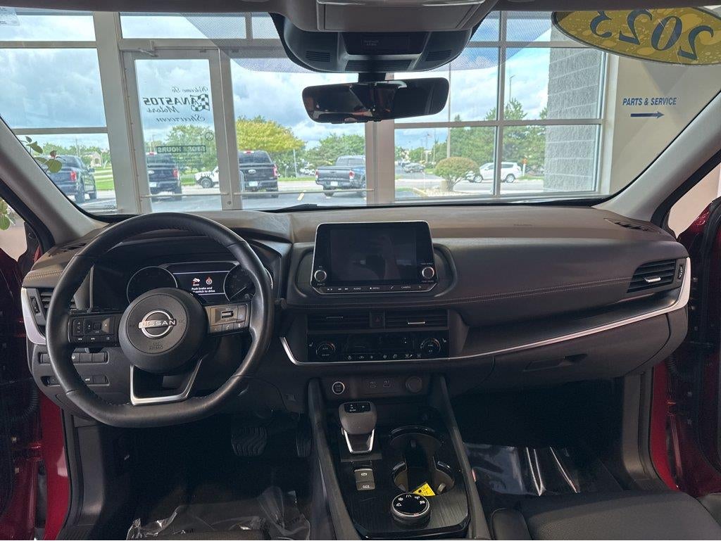 2023 Nissan ROGUE SV Base
