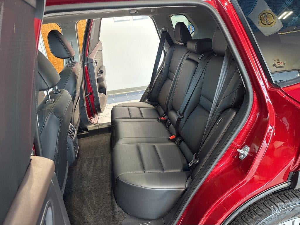 2023 Nissan ROGUE SV Base