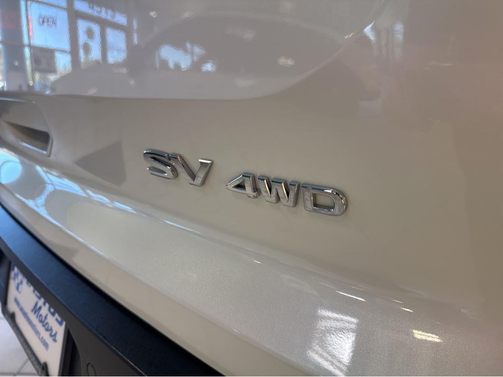 2023 Nissan Pathfinder SV