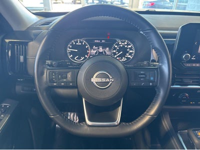2023 Nissan Pathfinder SV