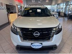 2023 Nissan Pathfinder SV