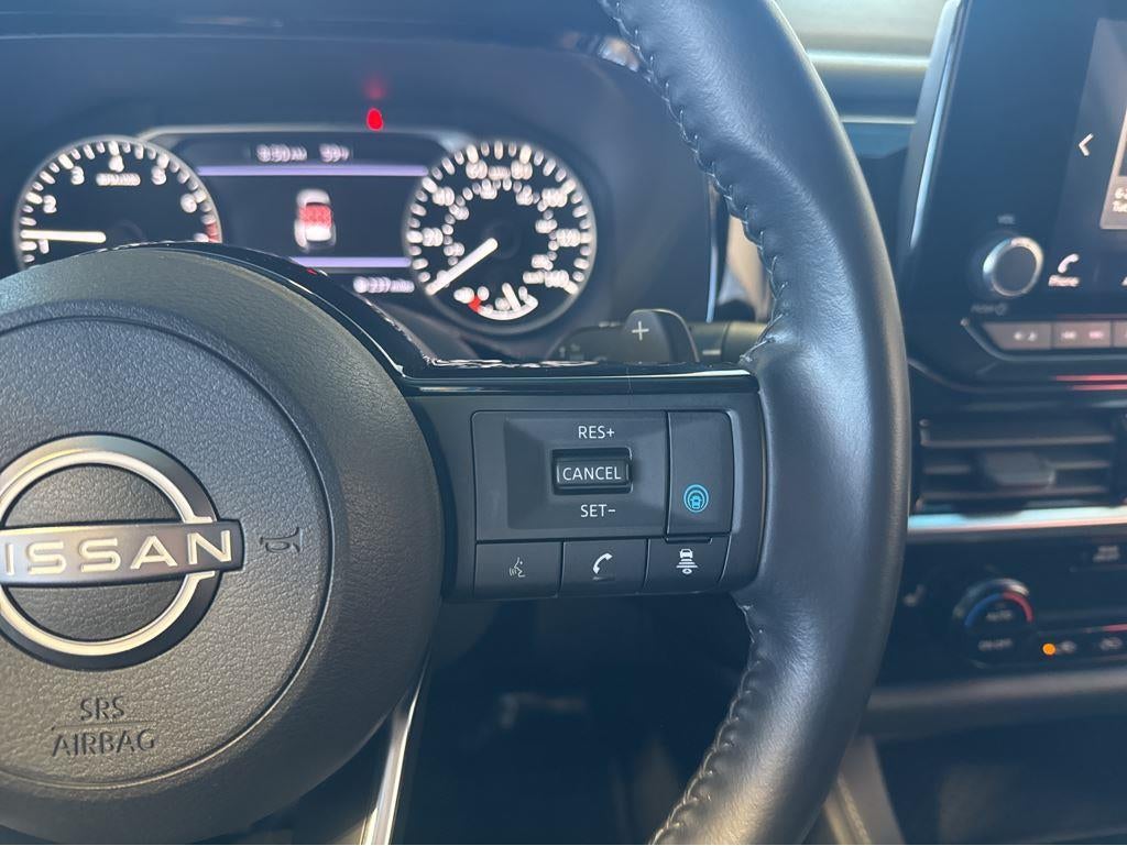 2023 Nissan Pathfinder SV