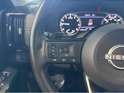 2023 Nissan Pathfinder SV