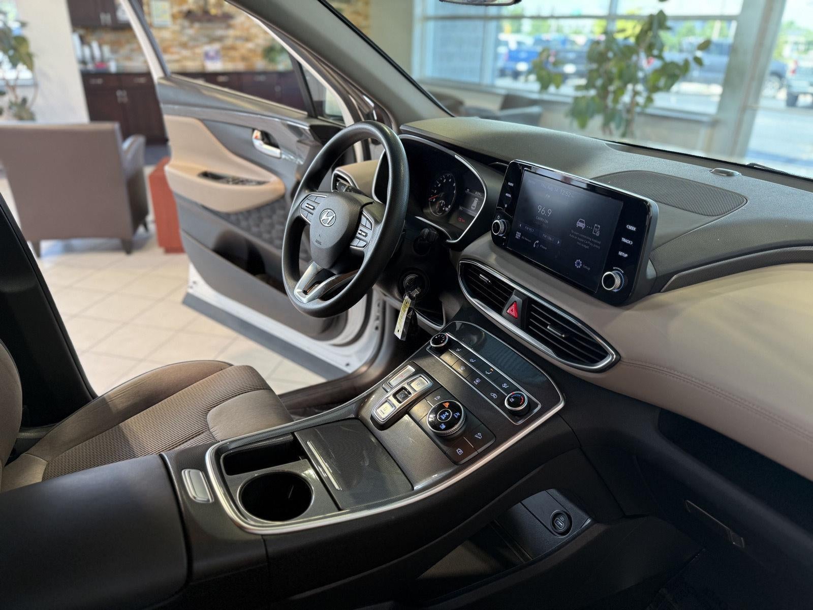 2022 Hyundai Santa Fe SE