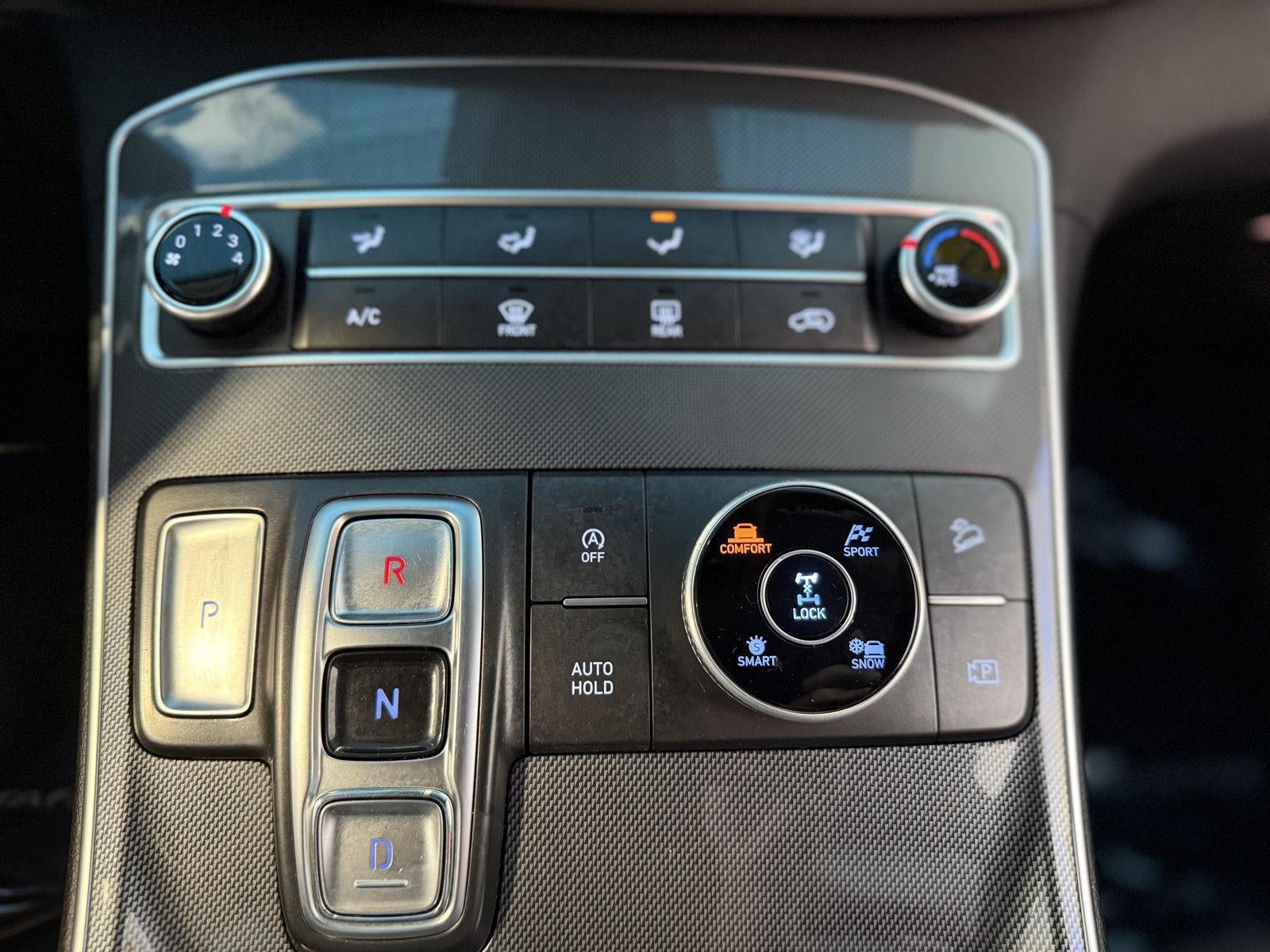 2022 Hyundai Santa Fe SE