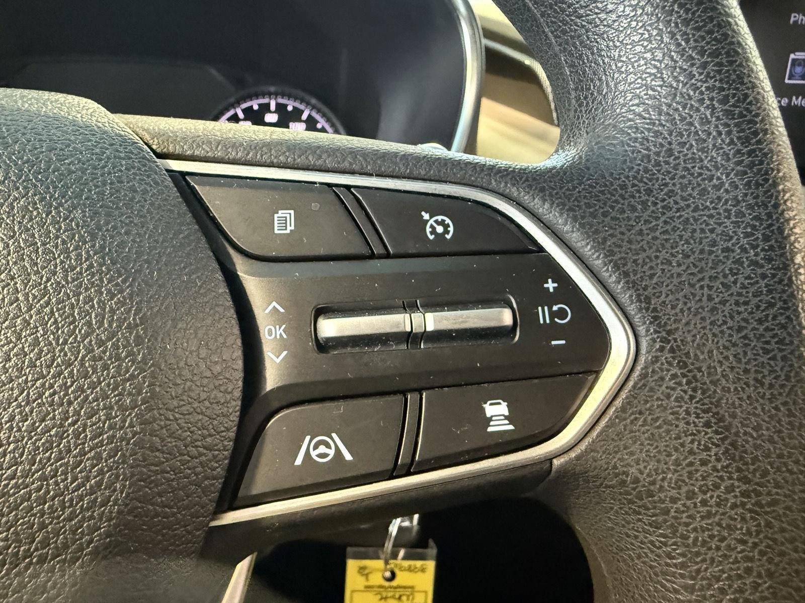 2022 Hyundai Santa Fe SE