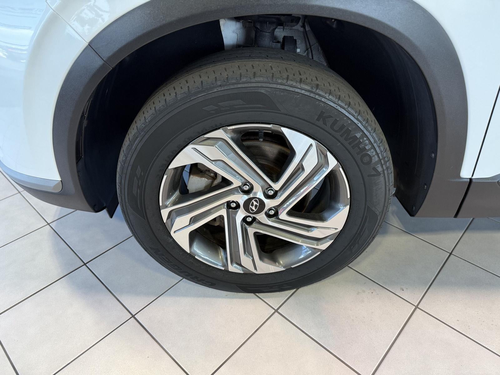 2022 Hyundai Santa Fe SE