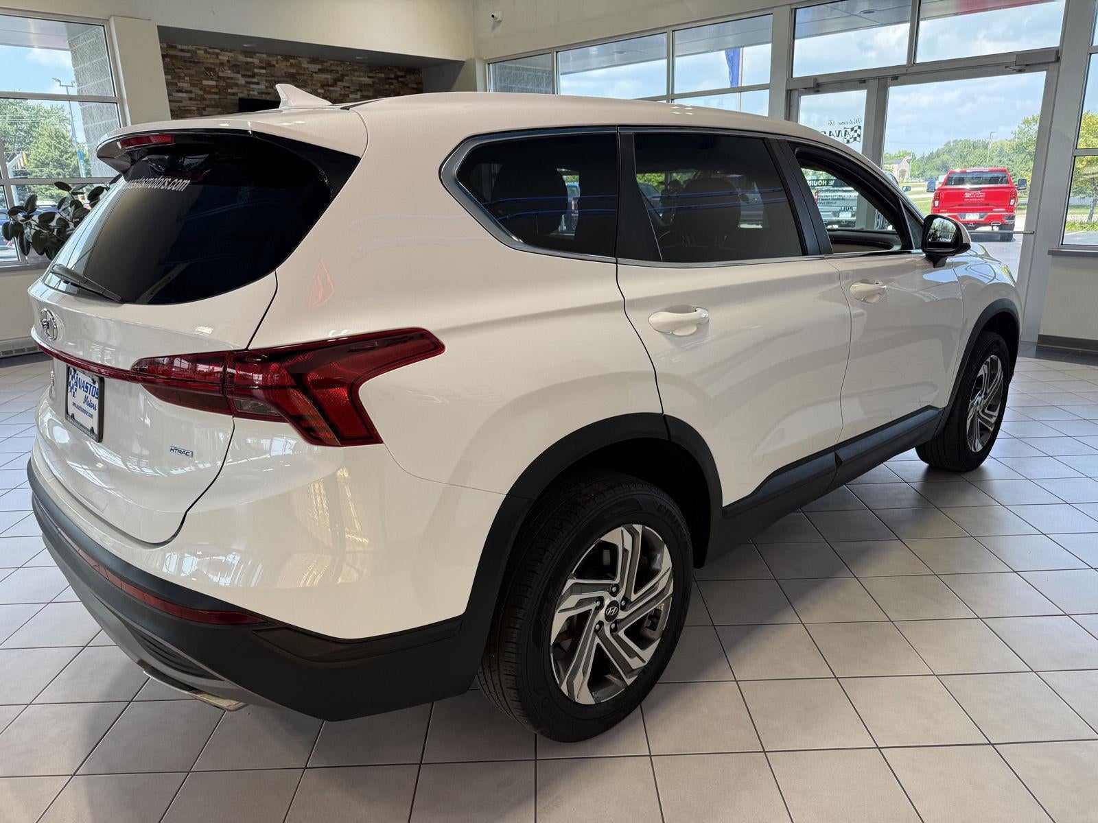 2022 Hyundai Santa Fe SE
